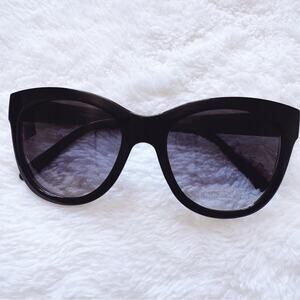 Mina Black Chic Sunglasses
